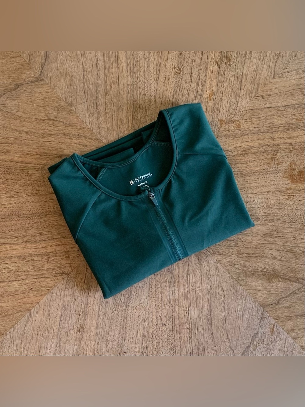 BuffBunny Avo Green Seven Seas Top